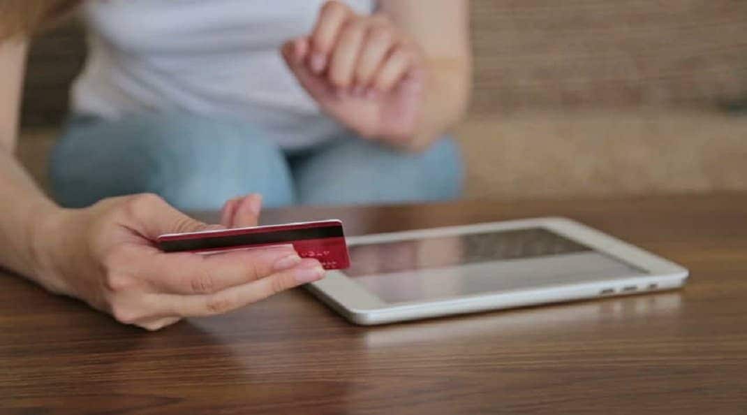 Score baixo? Confira Fintechs que liberam cartão de crédito e empréstimo!