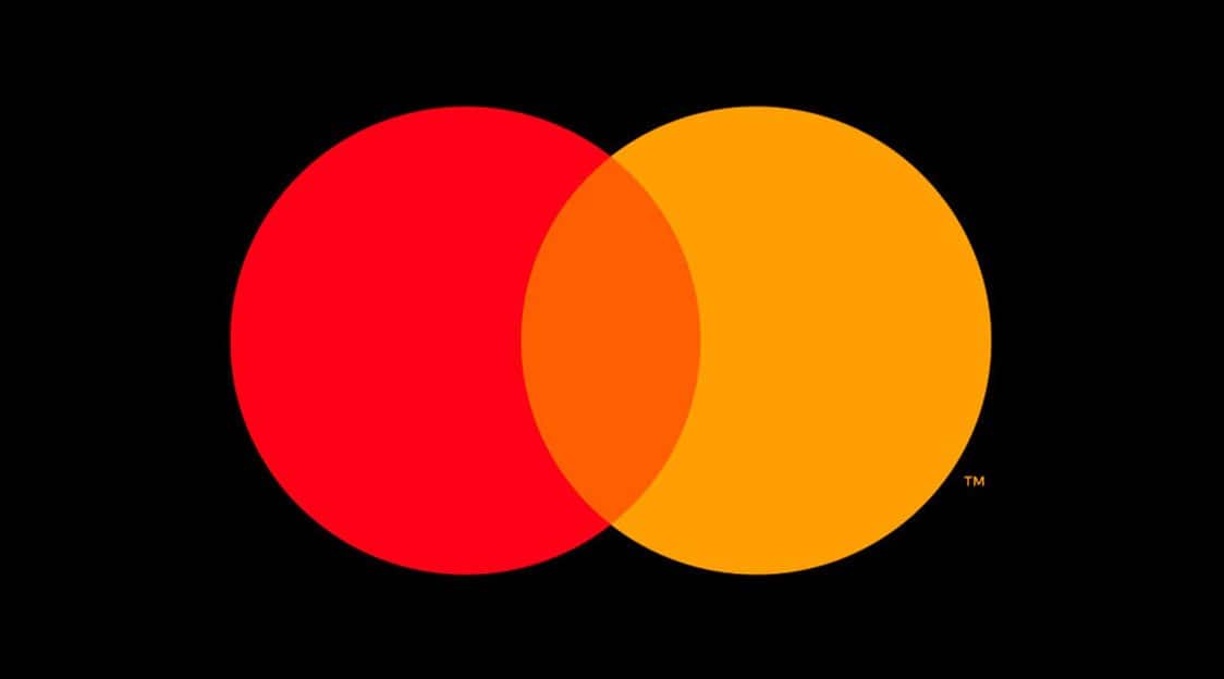 Mastercard remodela logo visando o fim dos cartões