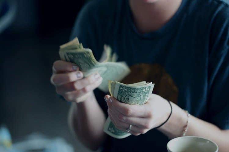 Faça uma reflexão: você é educado financeiramente?