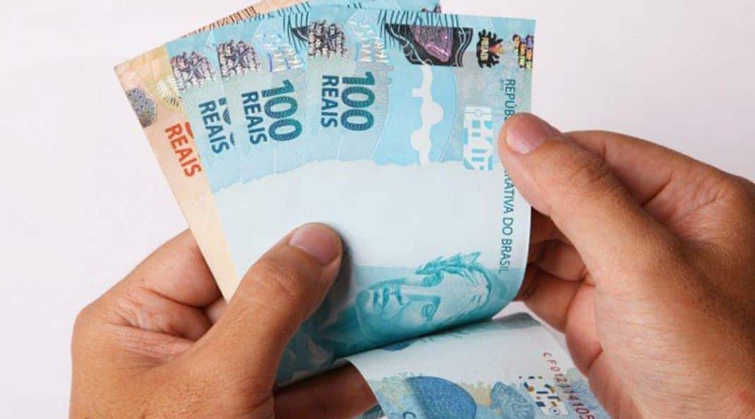 Cuidado c/ a taxa de juros no empréstimo sem consulta ao SPC e Serasa (negativados)