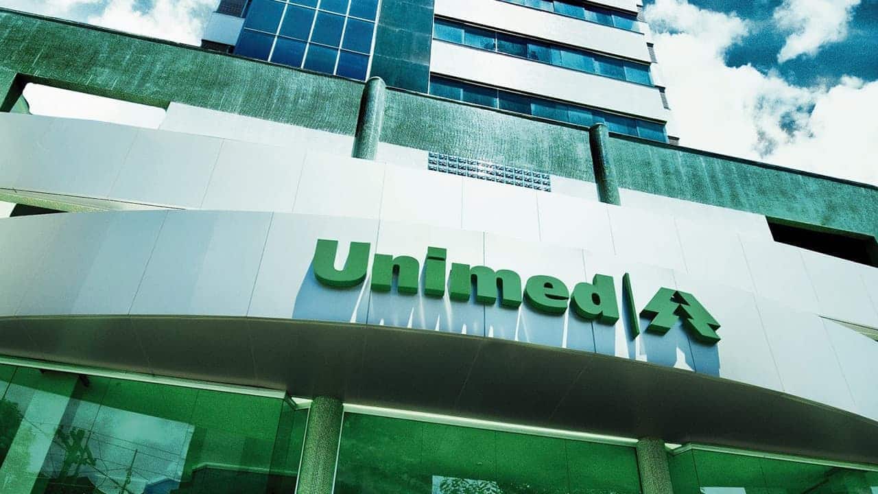 Fachada de uma clínica médica da empresa Unimed