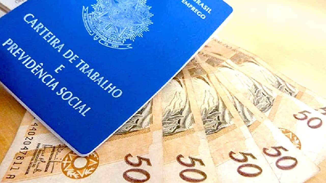 pedir demissão e sacar o FGTS