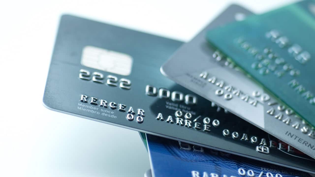 Como funciona o Cartão Adicional Mesada da Caixa Econômica Federal?