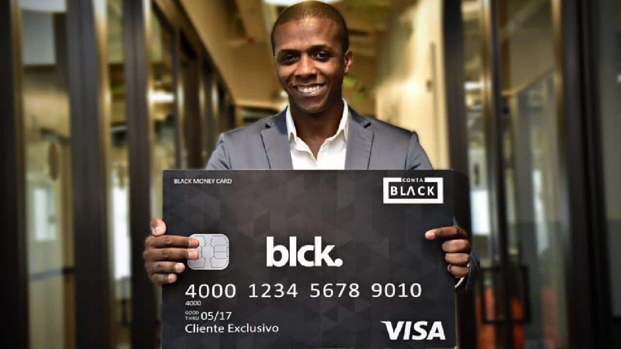Conta Black promete cartão de crédito de fácil aprovação para desbancarizados