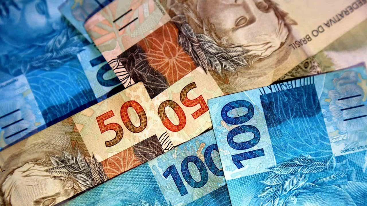 Saque imediato do FGTS e 13º do Bolsa Família vão injetar R$ 14,5 bilhões na economia