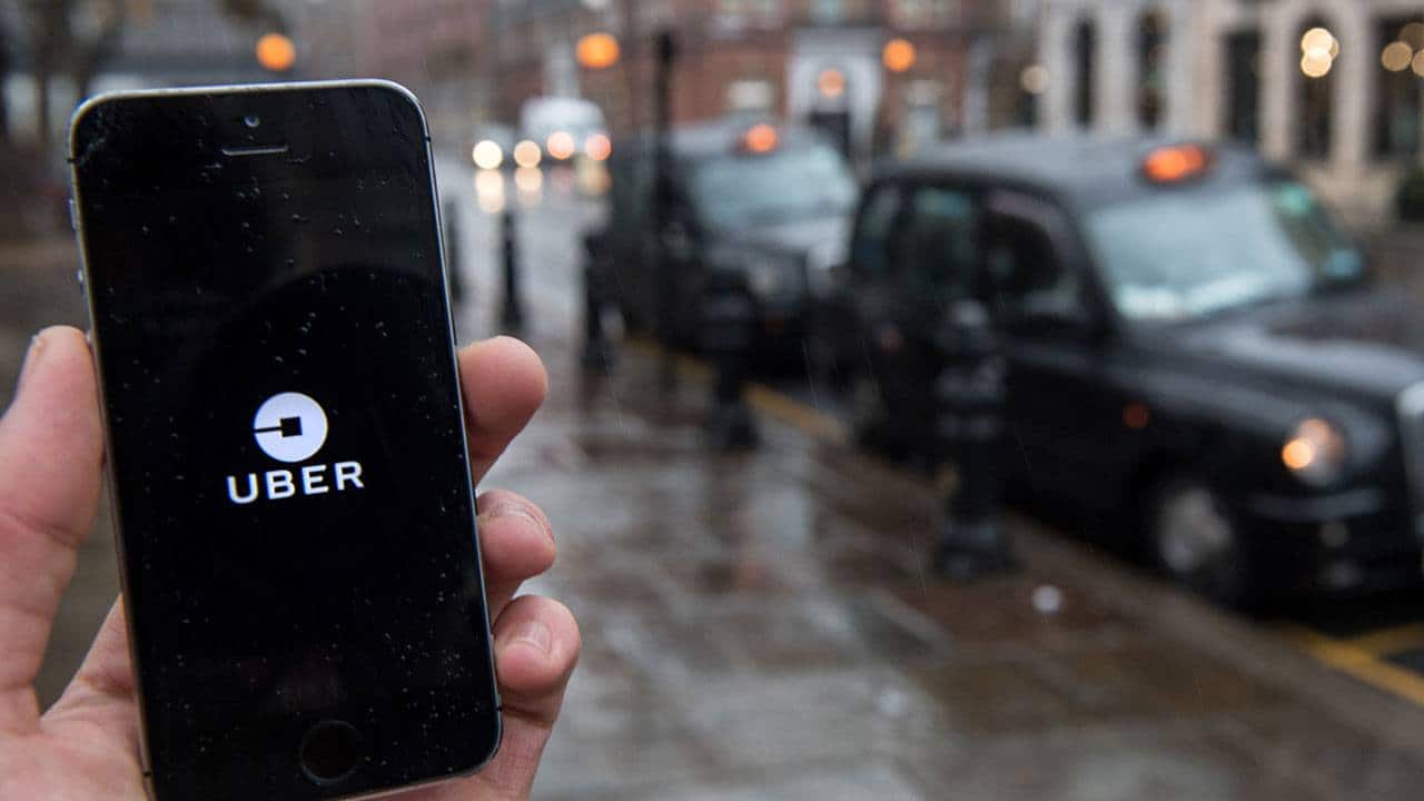 Uber vai reter ganhos de motoristas e pagar locadoras pelo App