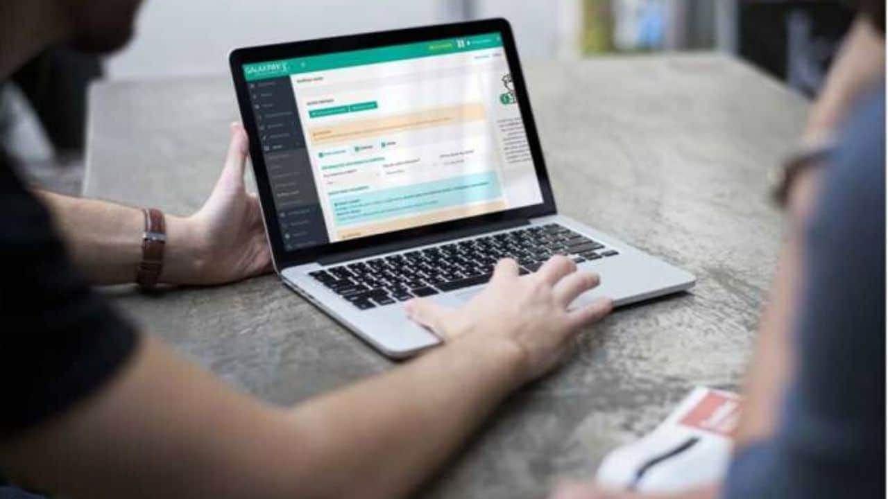 Fintech emite boletos automáticos e faz cobranças recorrentes no cartão de crédito