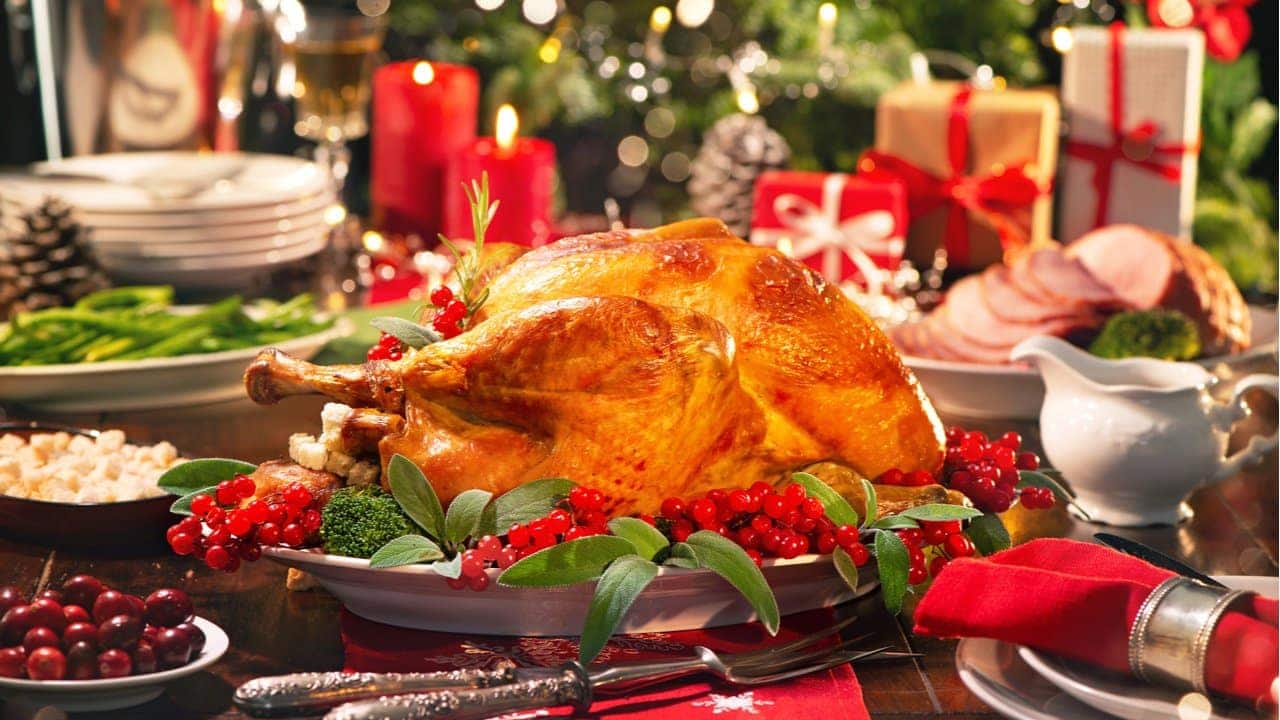 Brasileiro vai gastar em média R$ 250 com ceia e almoço de Natal