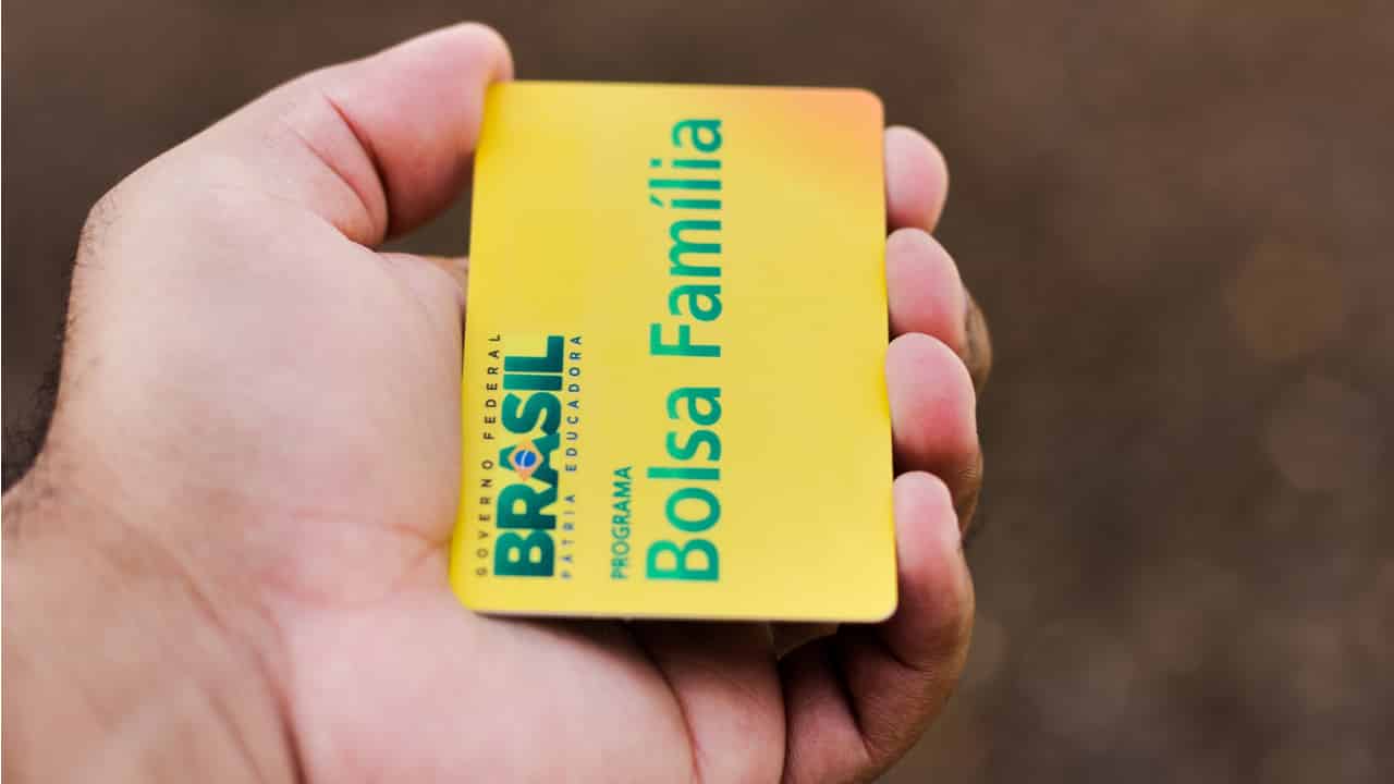 Boato WhatsApp Bolsa Família coronavírus