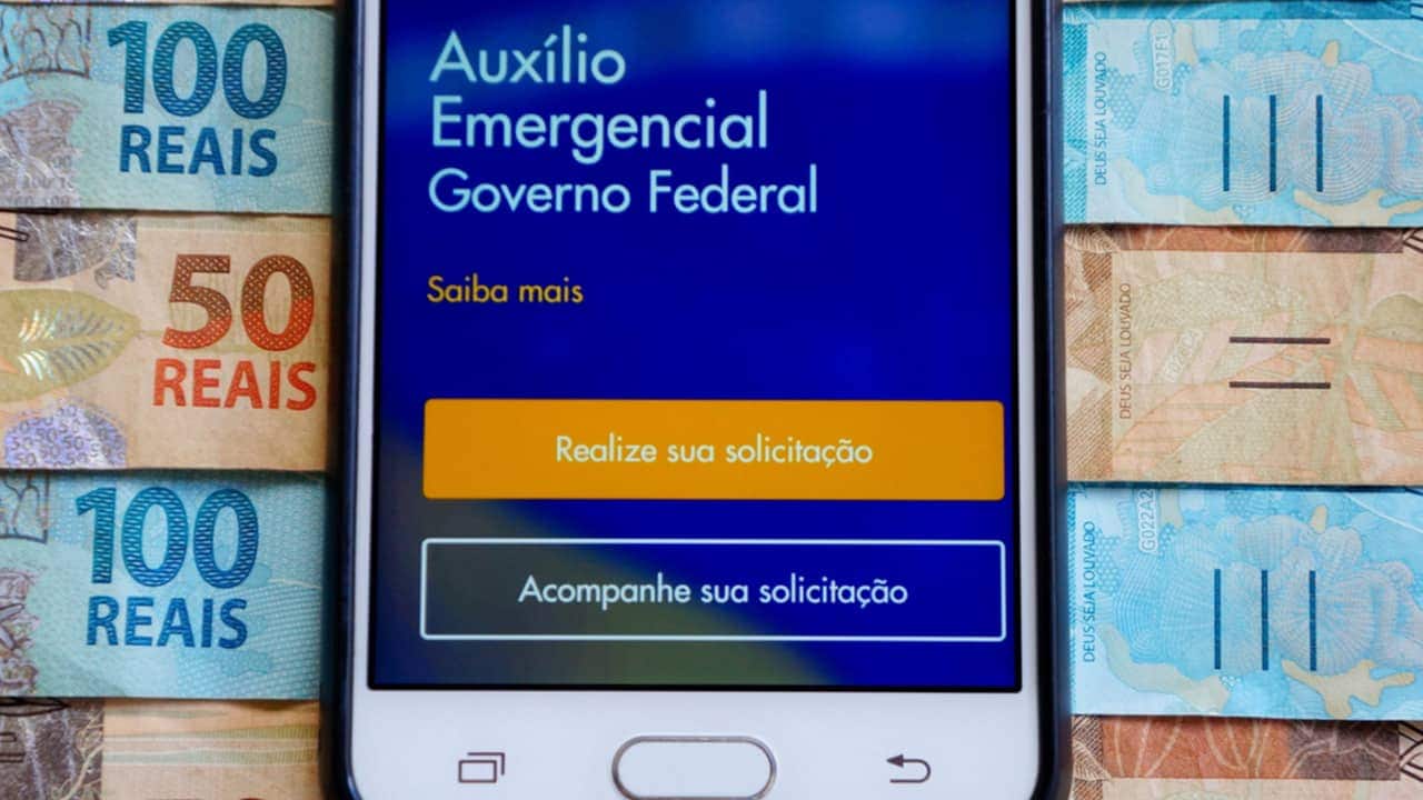 recebem auxílio emergencial