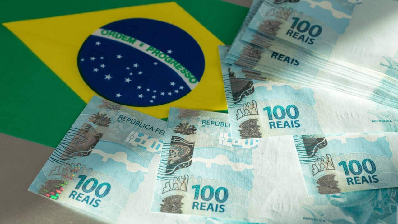 profissionais que têm direito ao Auxílio Emergencial