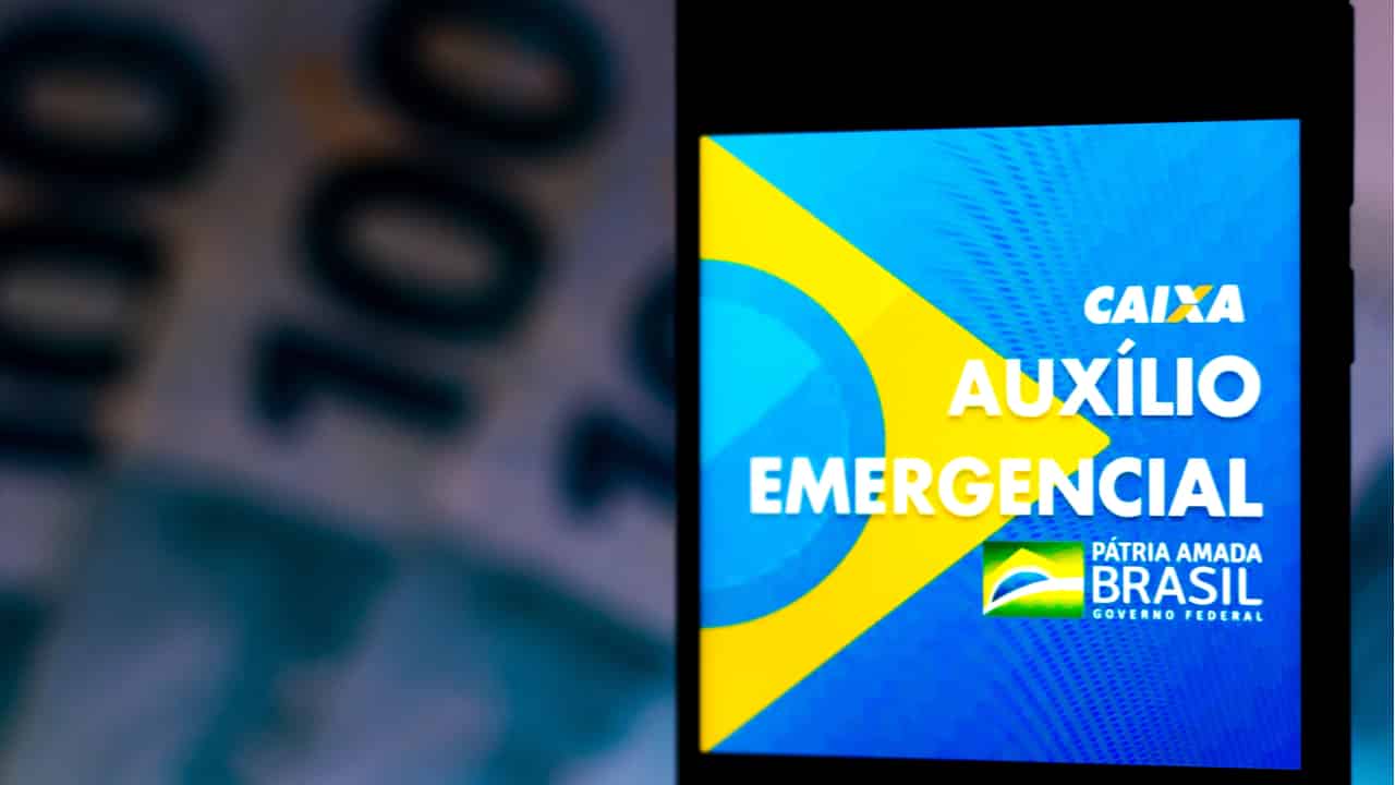 Auxílio Emergencial pedido em análise