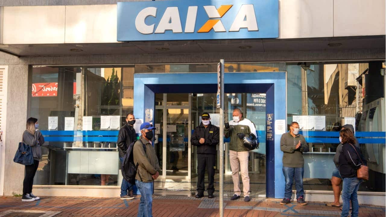 Caixa militares