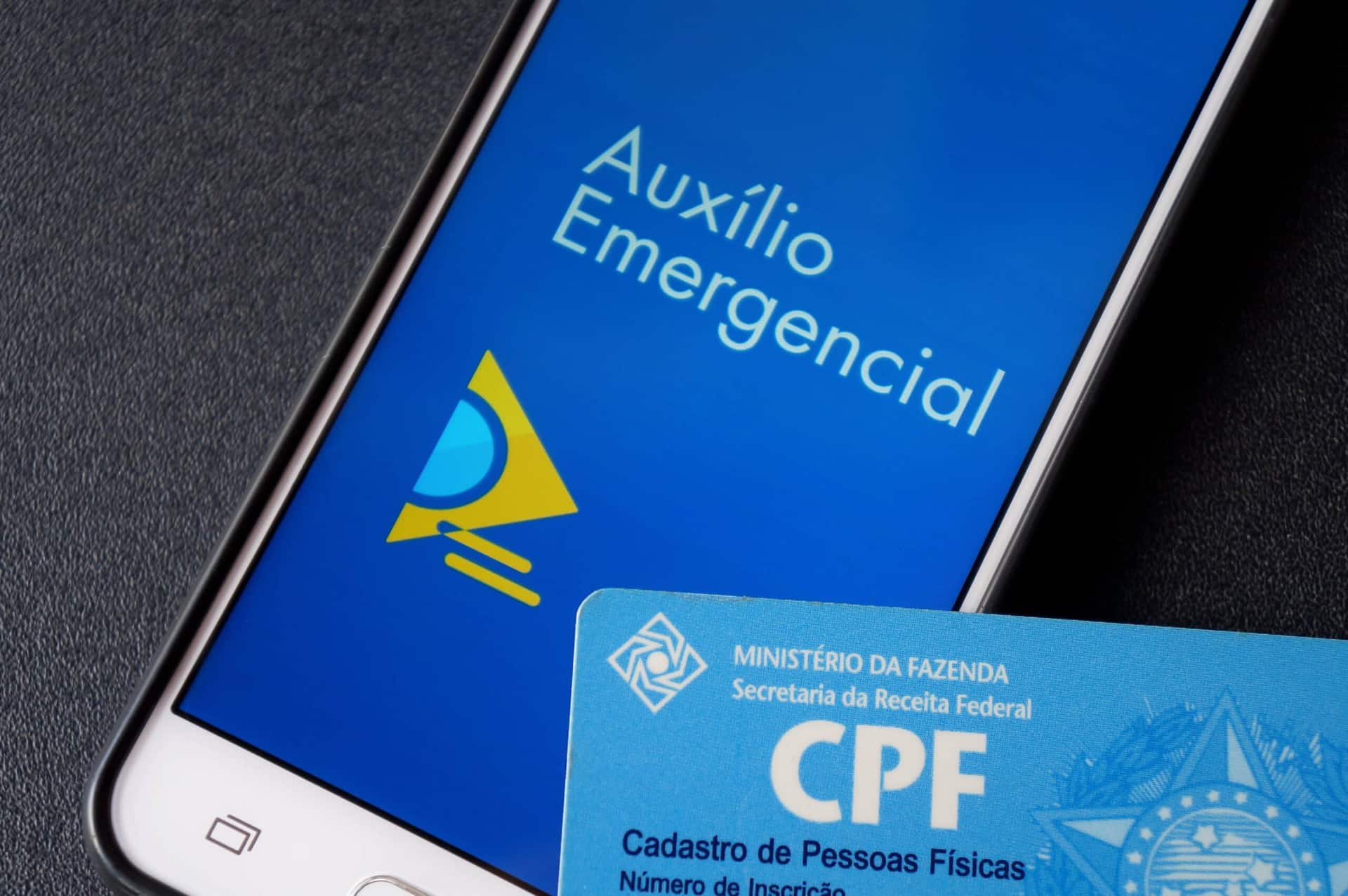 pedir o Auxílio Emergencial indevidamente