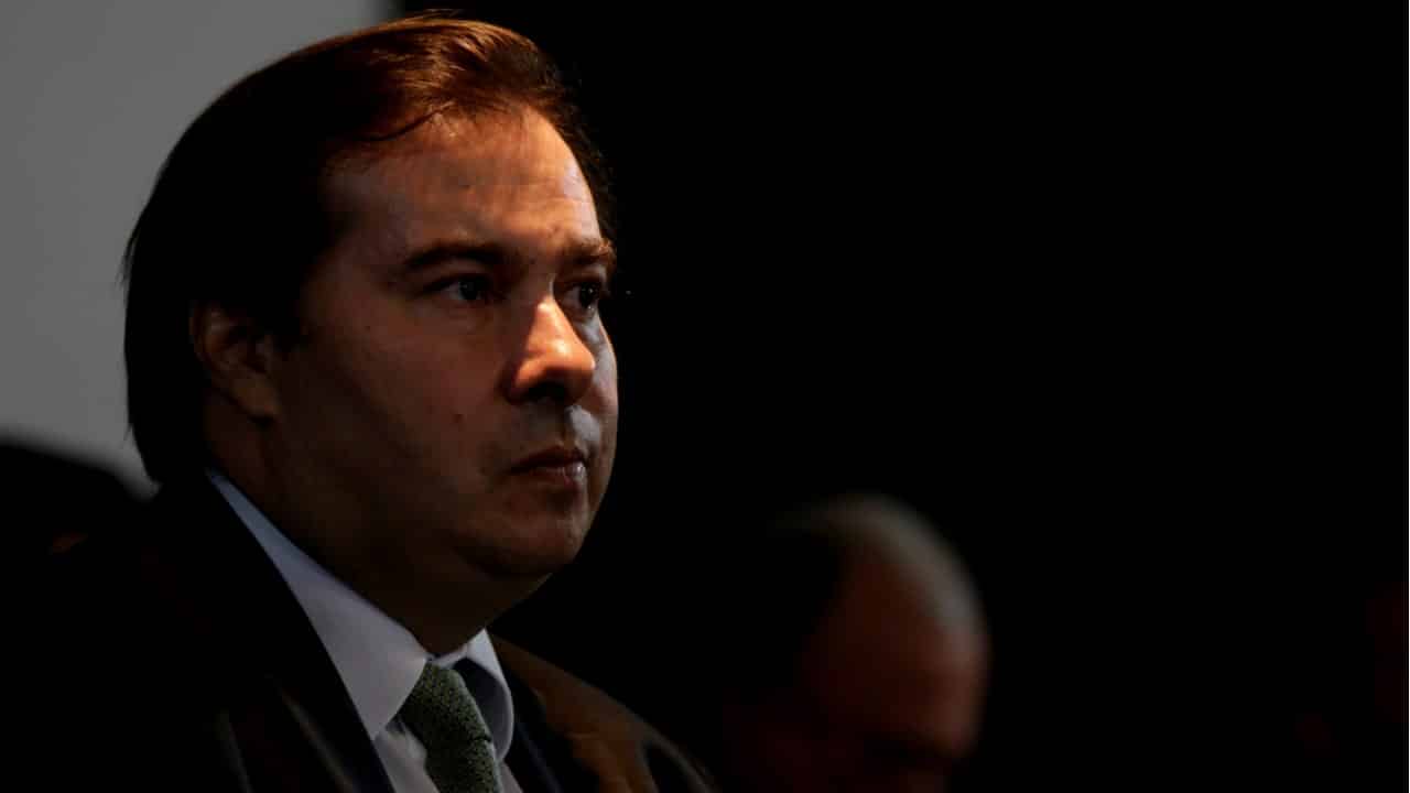 Maia queda na economia