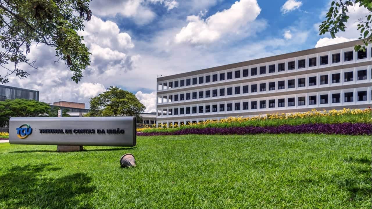 Concurso TCU pé-de-meia