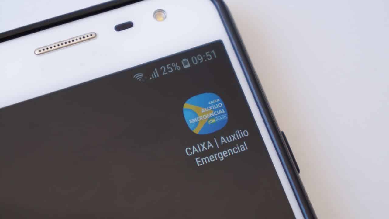 parcelas do auxílio emergencial cortadas