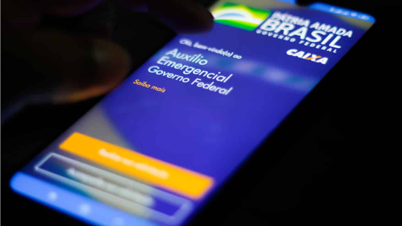 parcelas do auxílio emergencial