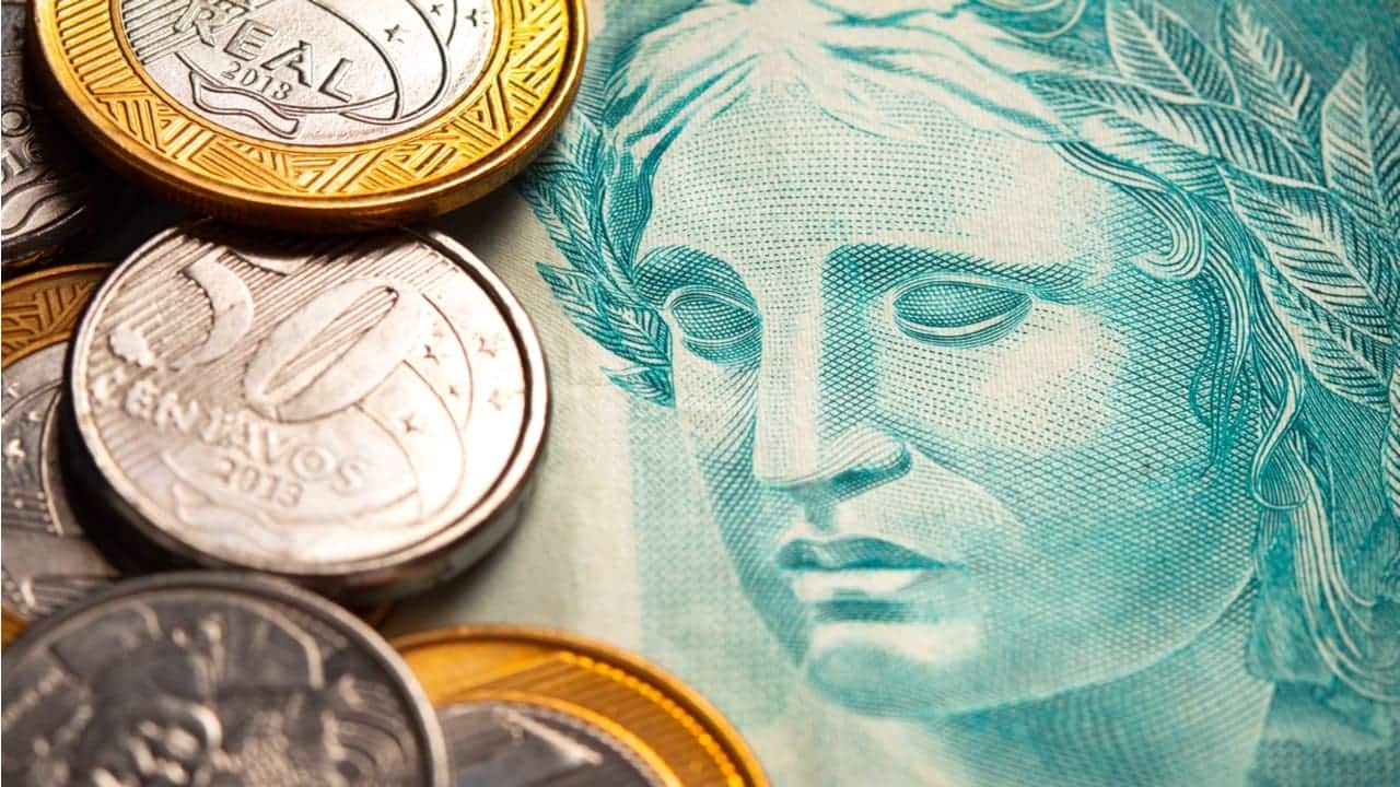 nota de 200 reais suspensa
