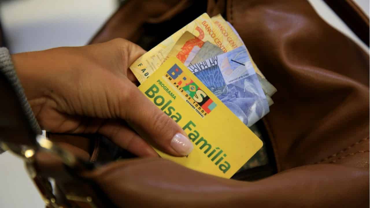 mudar Bolsa Família