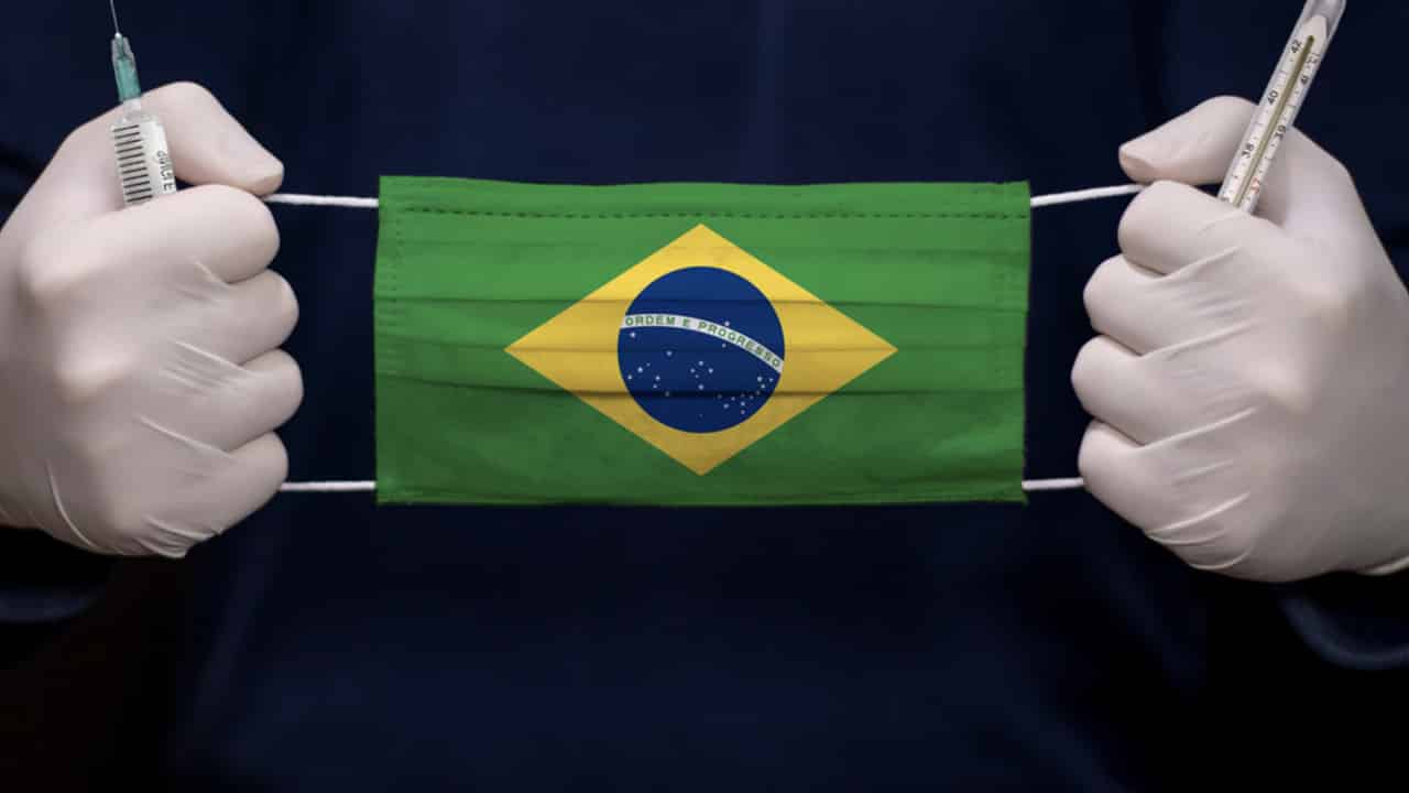 uso obrigatório de máscara