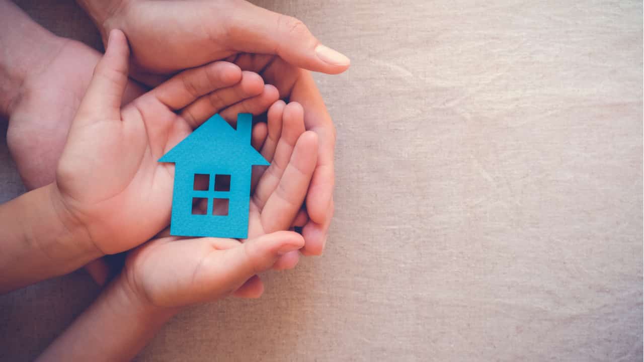 família segura miniatura da casa própria
