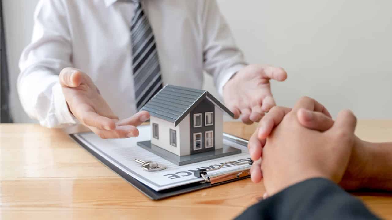 carro ou apartamento financiado