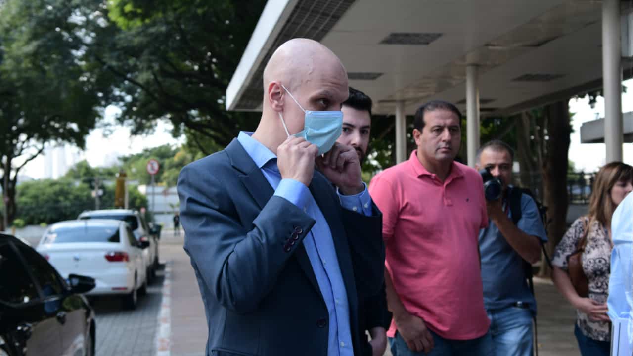 promissora liderança politica