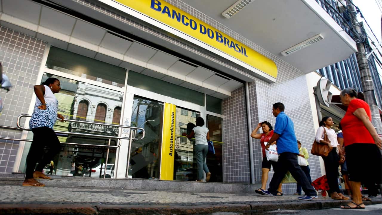Bancos-voltam-a-funcionar