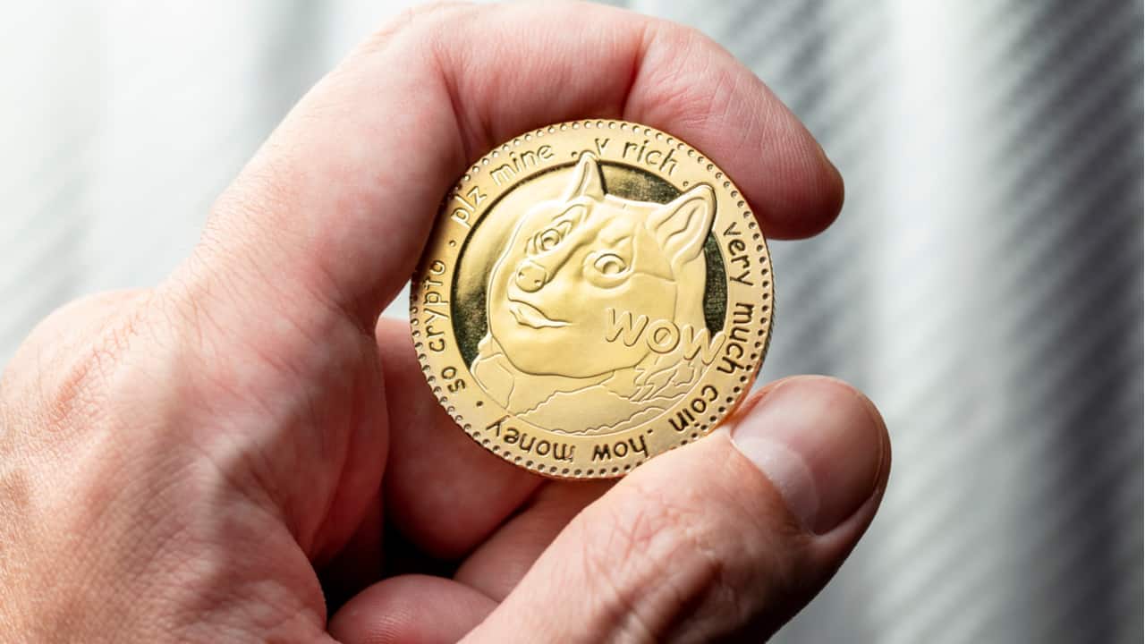 Elon Musk pretende levar Dogecoin à lua antes mesmo do Bitcoin