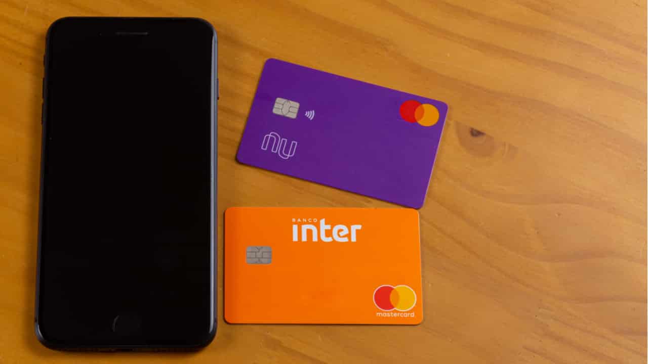 Banco Inter ou Nubank: quem tem o melhor cartão Platinum?