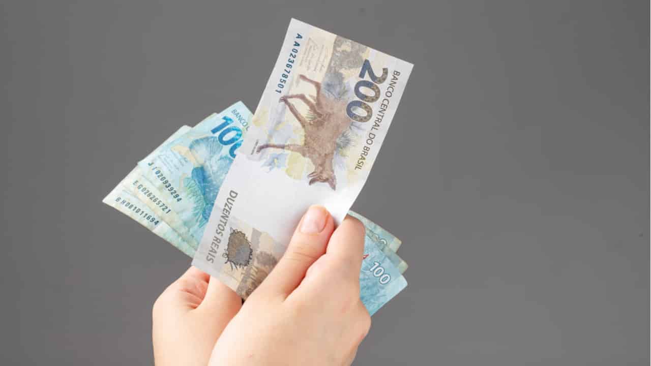 Auxílio Brasil: quem terá direito a receber?
