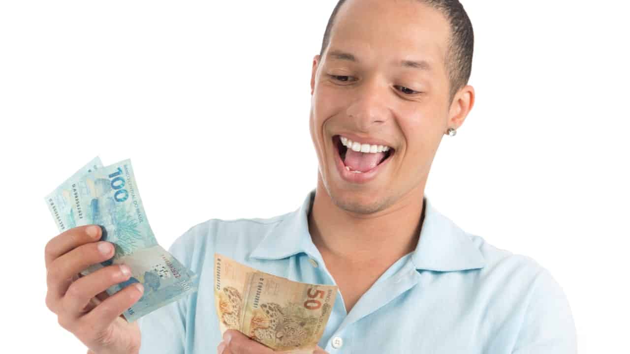 Auxílio Brasil jovens 21 anos