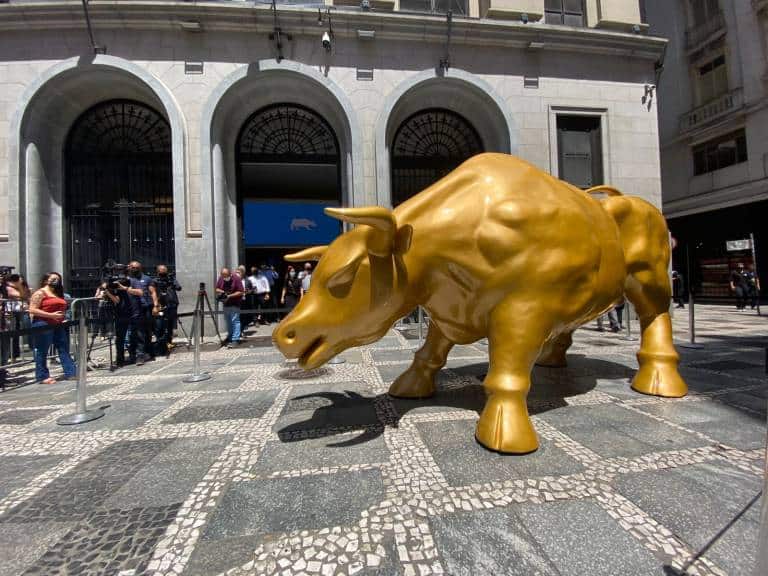 Bolsa brasileira ganha sua versão do Touro de Wall Street