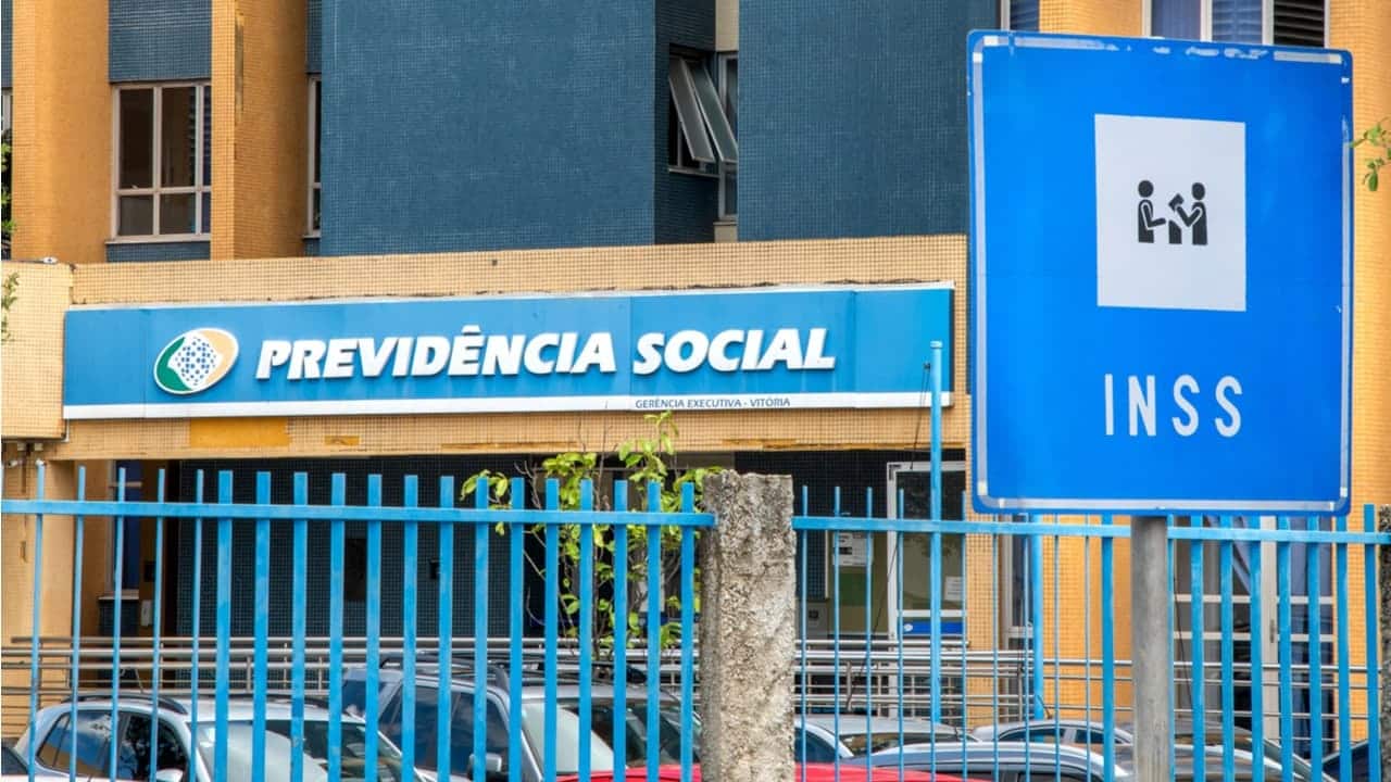 Fachada de agência do INSS