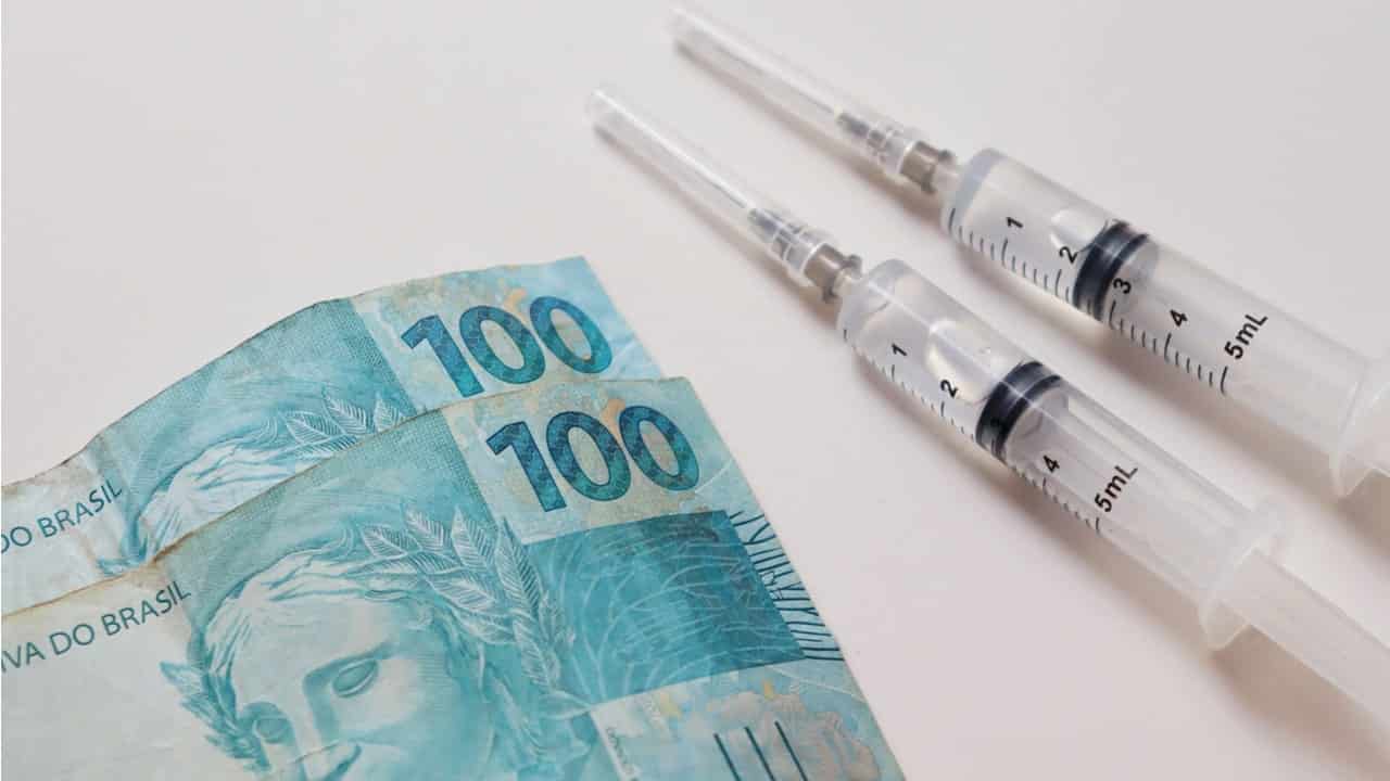 auxílio de 100 reais vacina