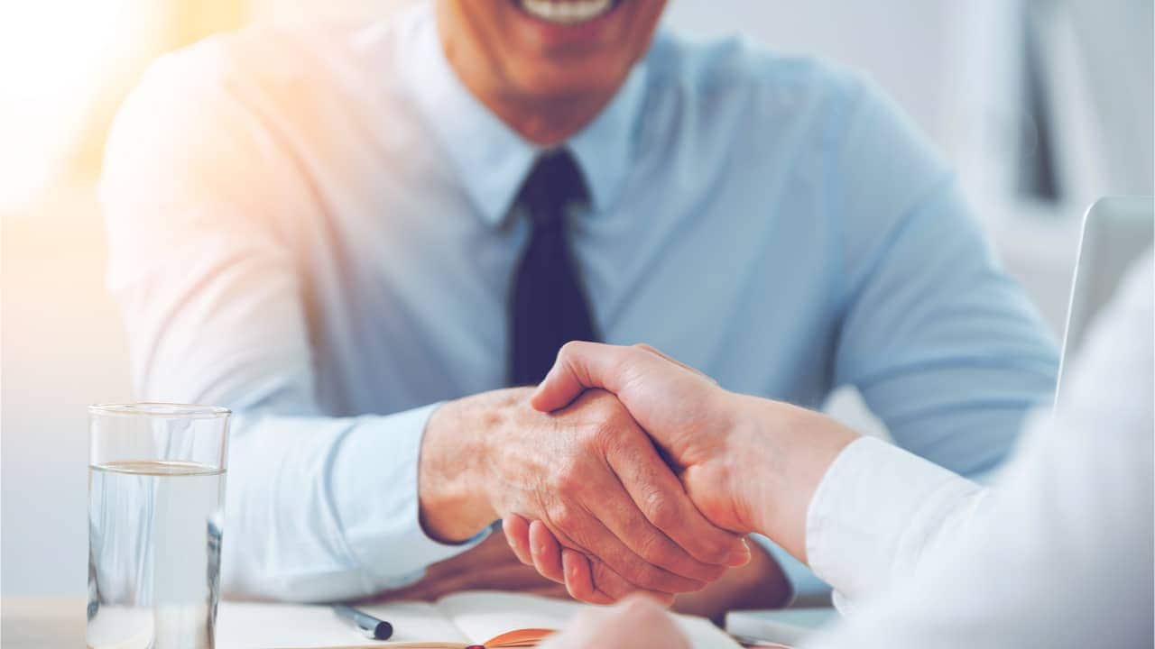 Konecta Brasil está com 7 mil vagas abertas: veja como participar