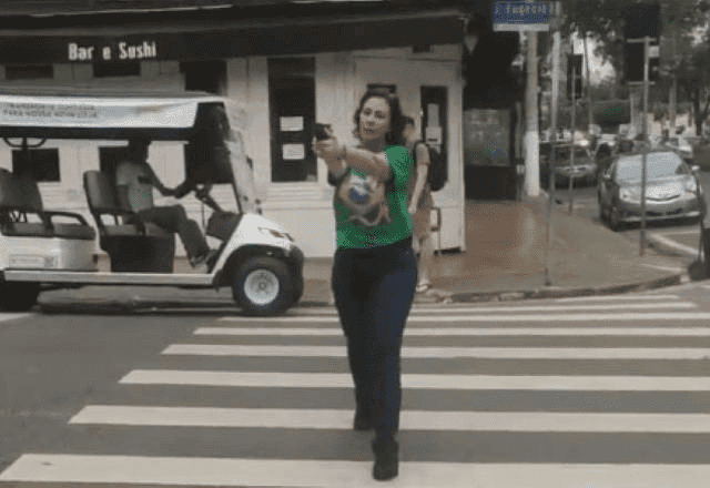 Carla Zambelli Armada
