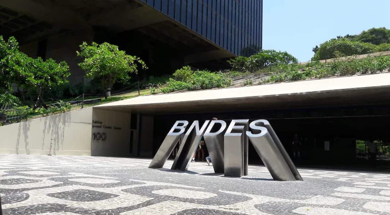 fachada do banco BNDES governo