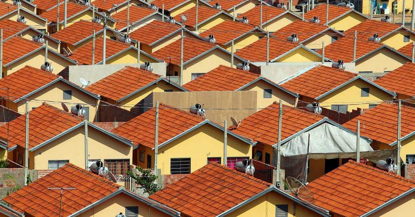 Várias casas do programa Minha Casa Minha Vida
