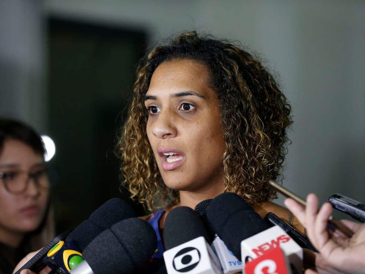 Anielle Franco em coletiva de imprensa