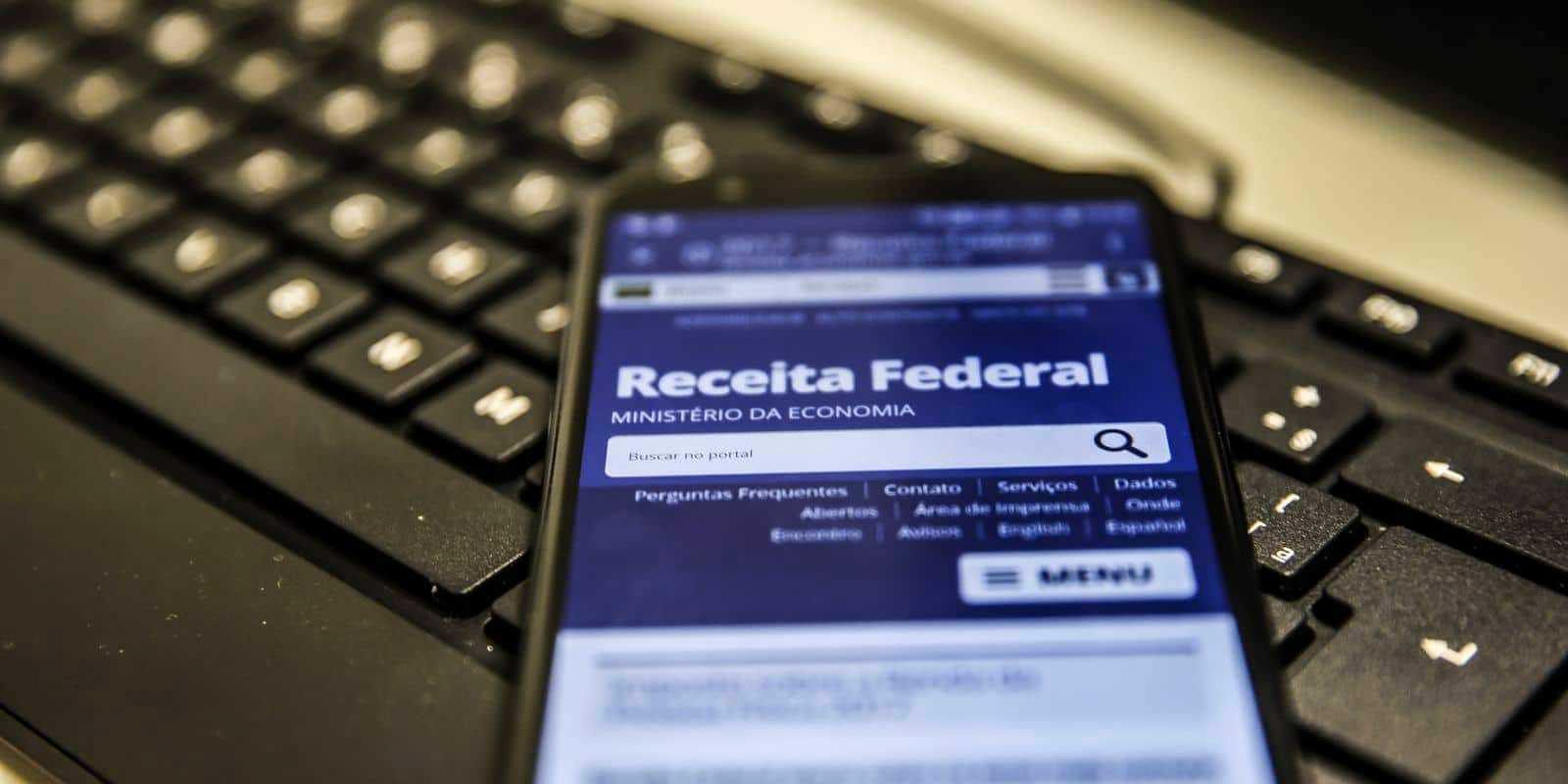 Risco para projeto que eleva isenção do IR cresce com ocupação no Congresso