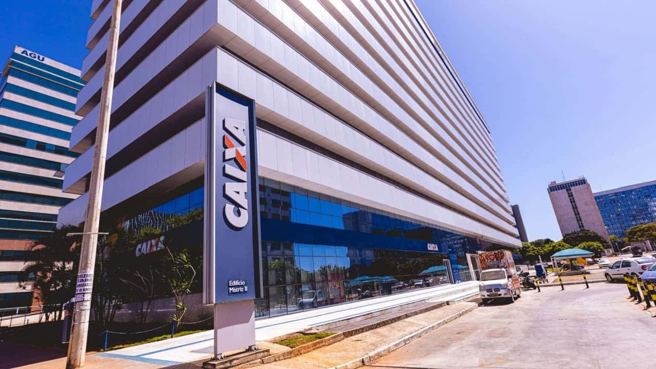 Fachada da Caixa