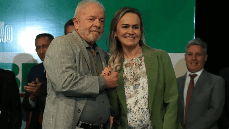 Lula ao lado de Daniela
