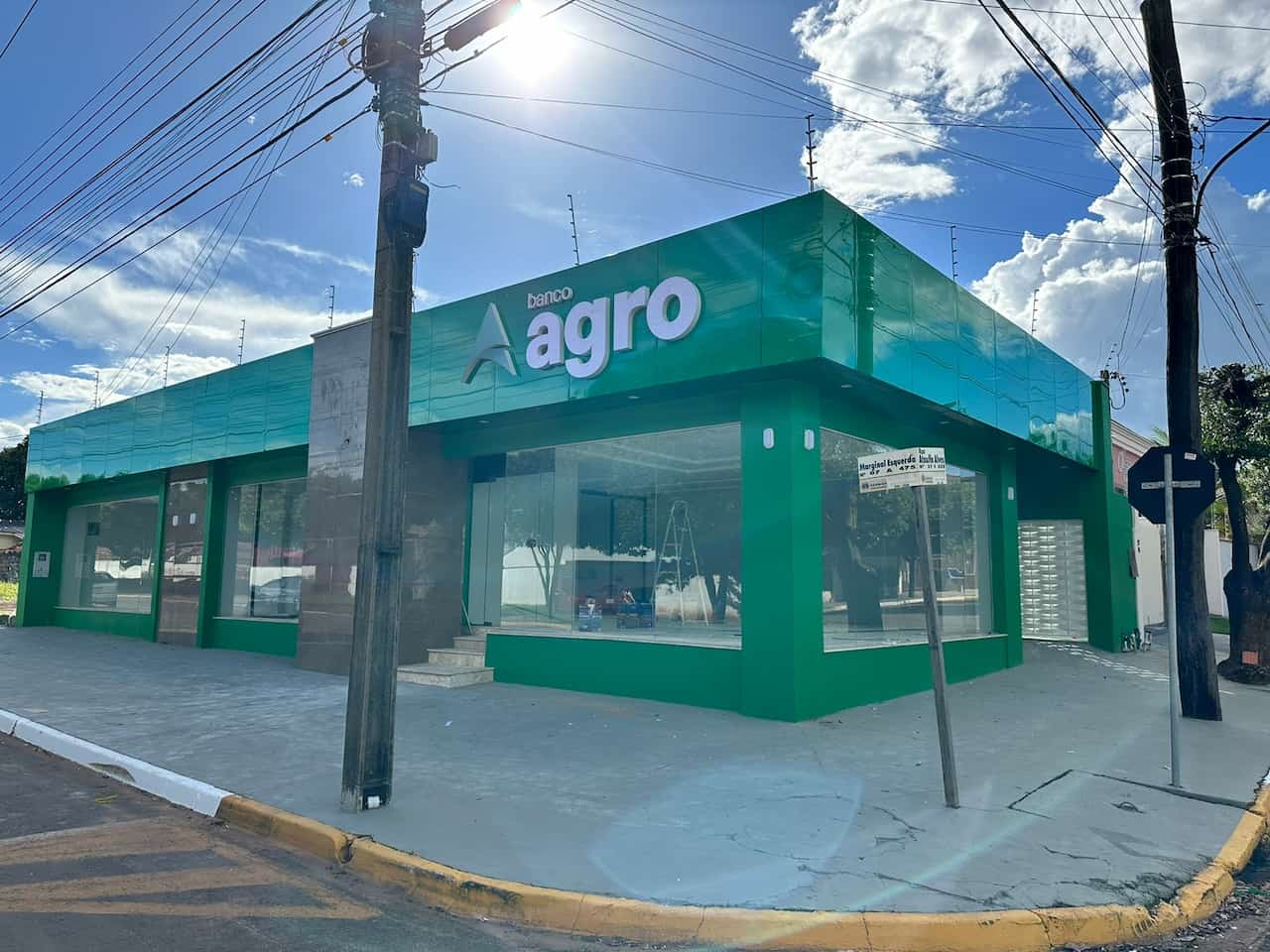 Nova agência do Banco Agro