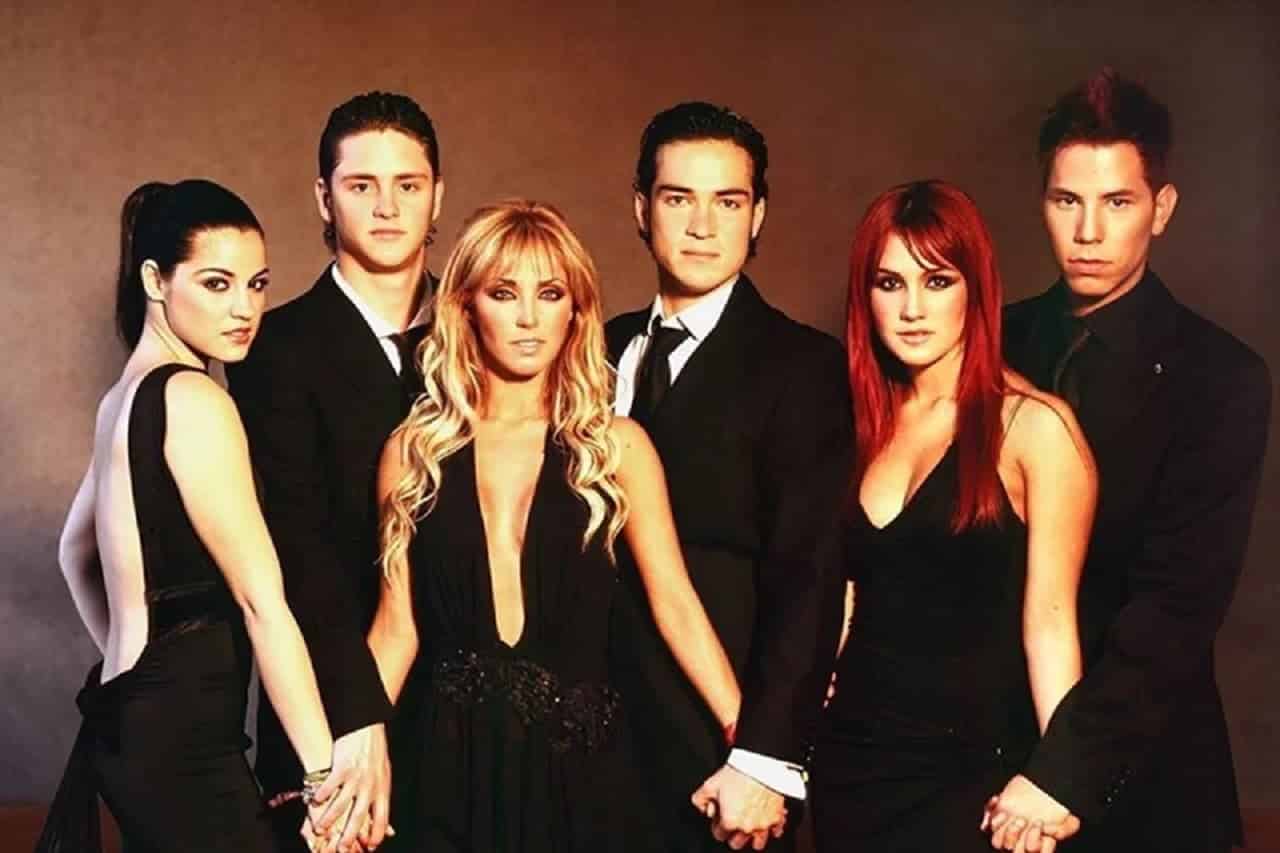 imagem promocional do álbum 'Nuestro amor' da banda RBD