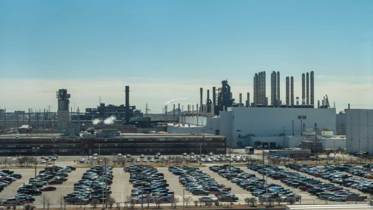 Foto de uma fábrica da Ford localizada nos Estados Unidos