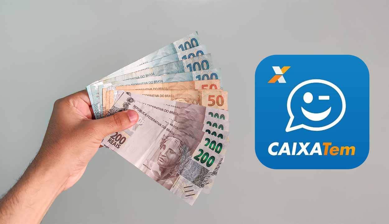Mão segurando notas de dinheiro com logo do Caixa Tem ao lado