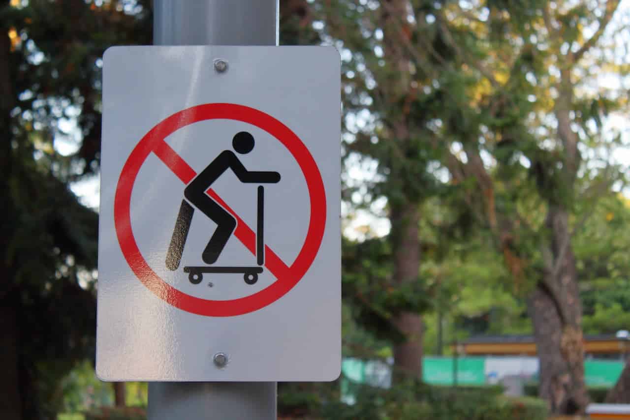Placa proibido patinete