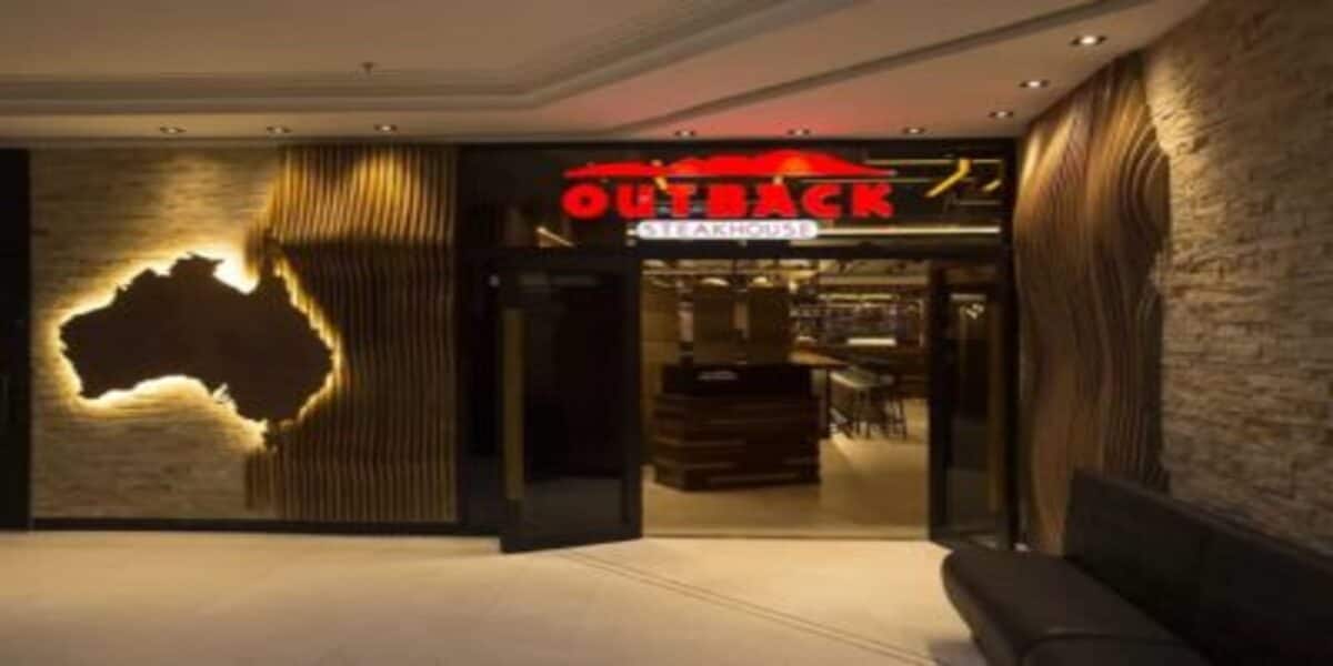 Fachada do restaurante Outback